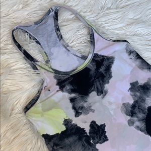 LULU LEMON watercolor tank
